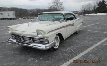 Ford-Fairlane-1957-white-160932-1