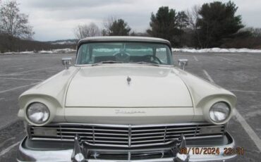 Ford-Fairlane-1957-white-160932-2