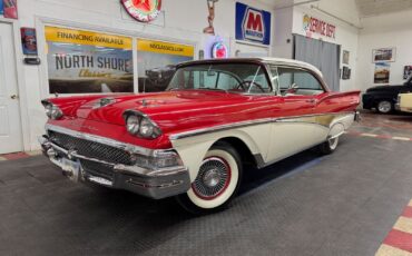 Ford-Fairlane-1958-Red-Red-0-1