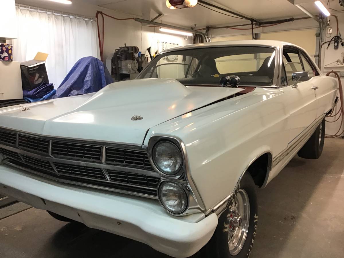 Ford-Fairlane-500-1967-144841-1