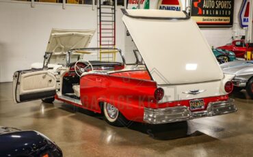 Ford-Fairlane-500-Skyliner-Cabriolet-1957-Red-White-79204-3