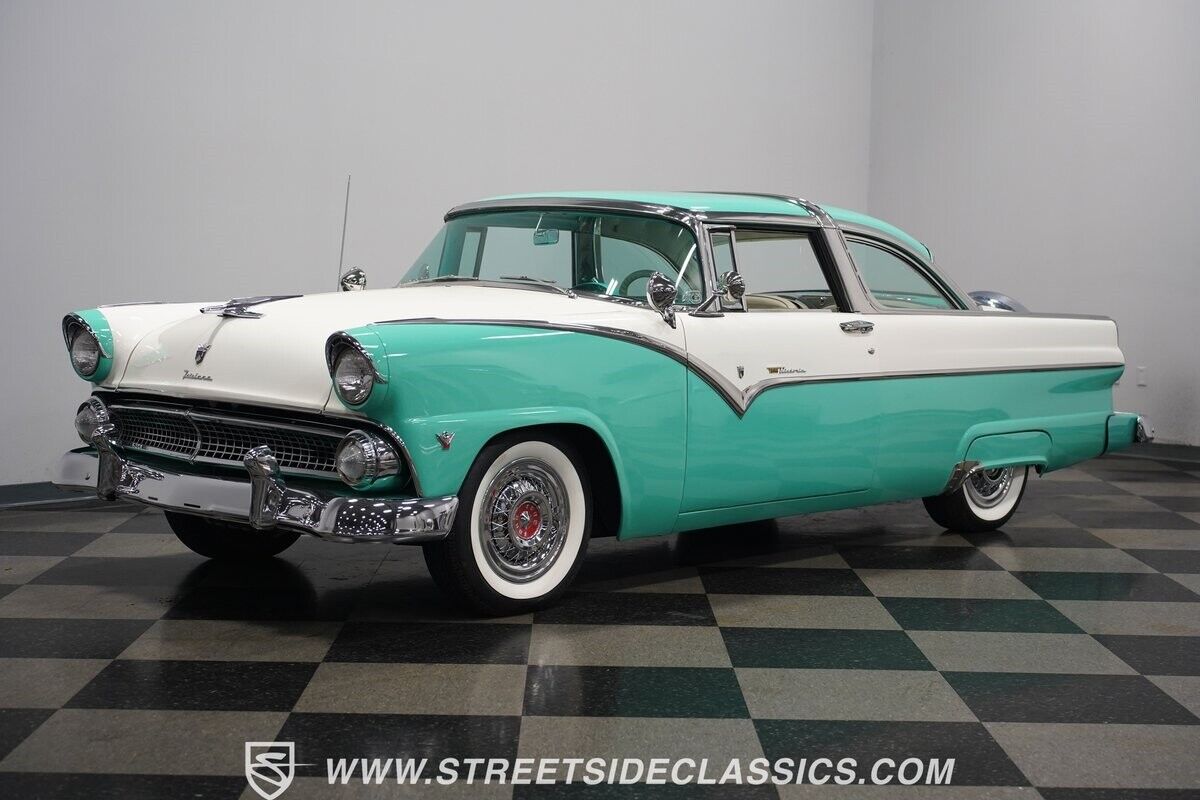 Ford-Fairlane-Berline-1955-Green-White-132322-7