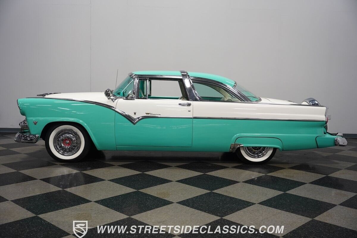 Ford-Fairlane-Berline-1955-Green-White-132322-9