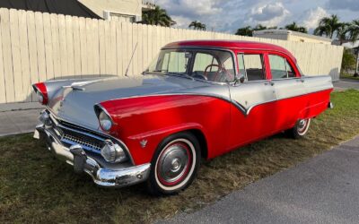 Ford Fairlane Berline 1955 à vendre