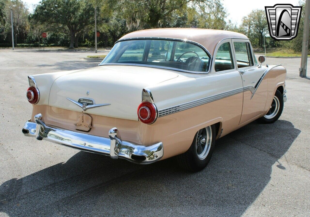 Ford-Fairlane-Berline-1956-Tan-Tan-90722-7