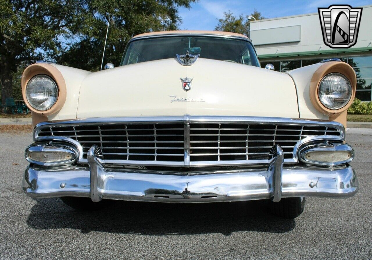 Ford-Fairlane-Berline-1956-Tan-Tan-90722-9