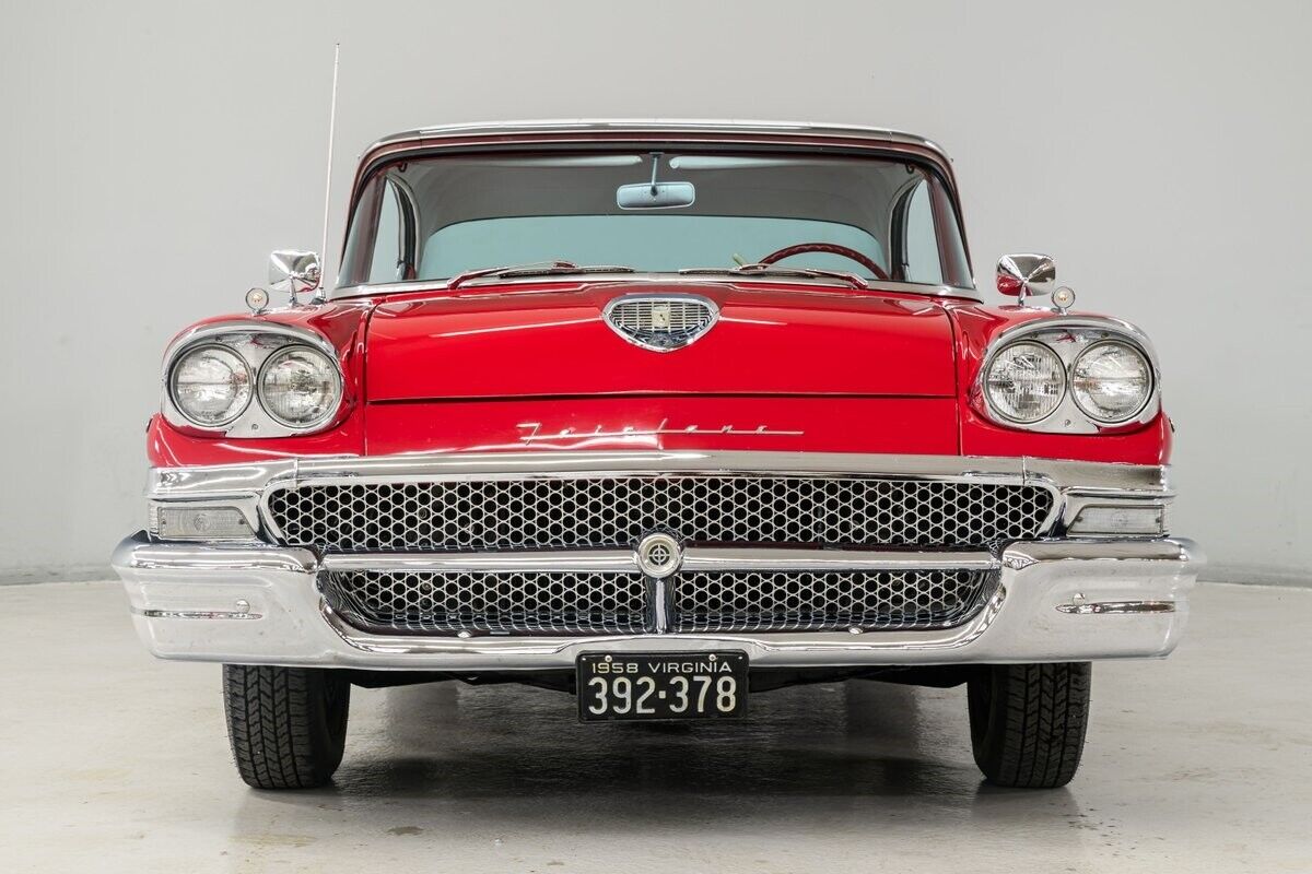 Ford-Fairlane-Berline-1958-Red-Red-81409-4