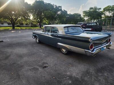 Ford-Fairlane-Berline-1959-Blue-Blue-1609-6