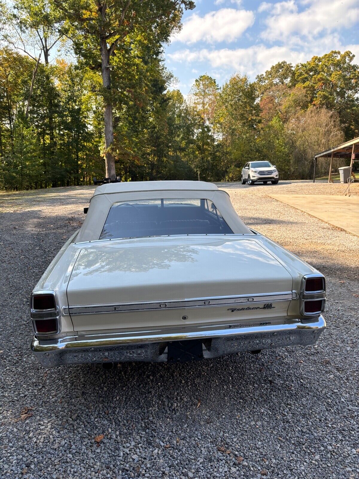 Ford-Fairlane-Cabriolet-1967-White-Black-99999-1