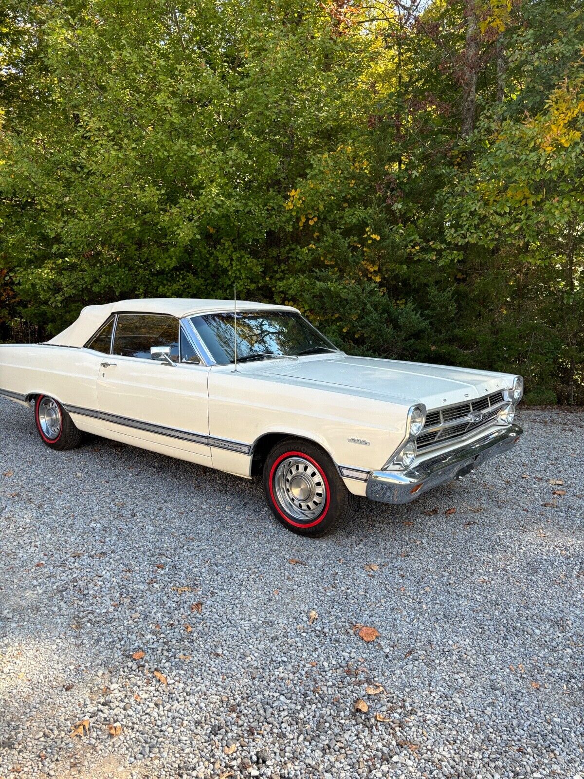 Ford-Fairlane-Cabriolet-1967-White-Black-99999-8