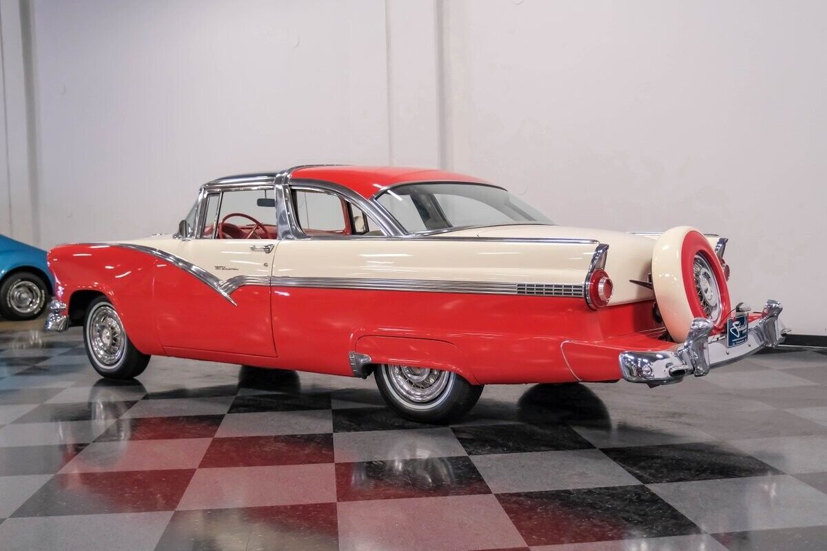 Ford-Fairlane-Coupe-1956-Red-White-69738-7