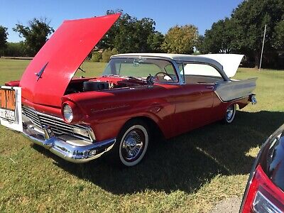 Ford Fairlane Coupe 1957 à vendre