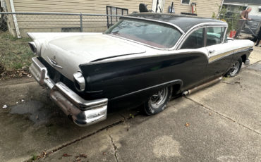 Ford-Fairlane-Coupe-1957-White-Red-186209-5