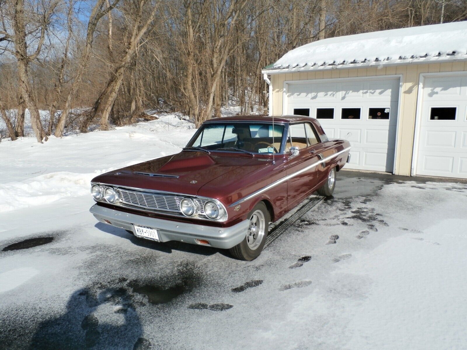 Ford-Fairlane-Coupe-1964-Burgundy-Tan-130357-1