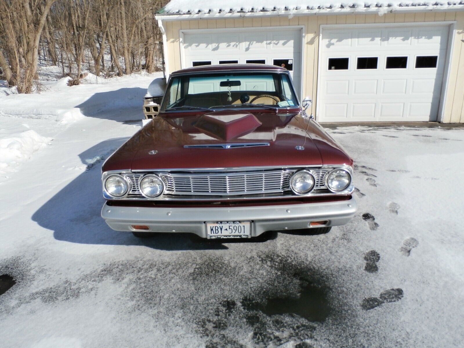 Ford-Fairlane-Coupe-1964-Burgundy-Tan-130357-2