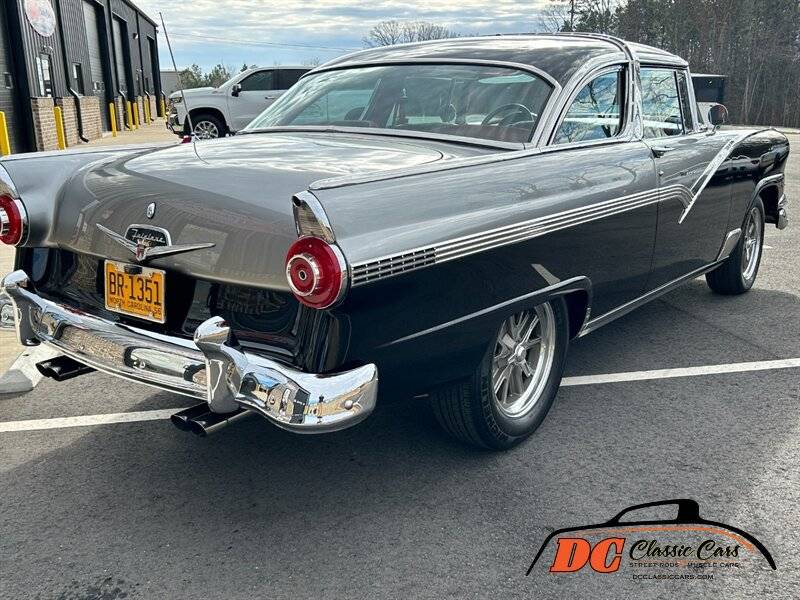 Ford-Fairlane-crown-victoria-1956-black-4646-4