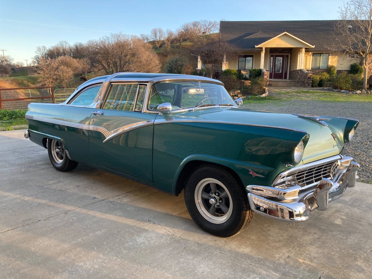 Ford-Fairlane-crown-victoria-1956-green-12946-2