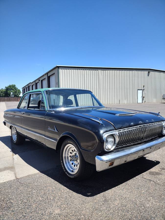 Ford-Falcon-1962-black-100777-2