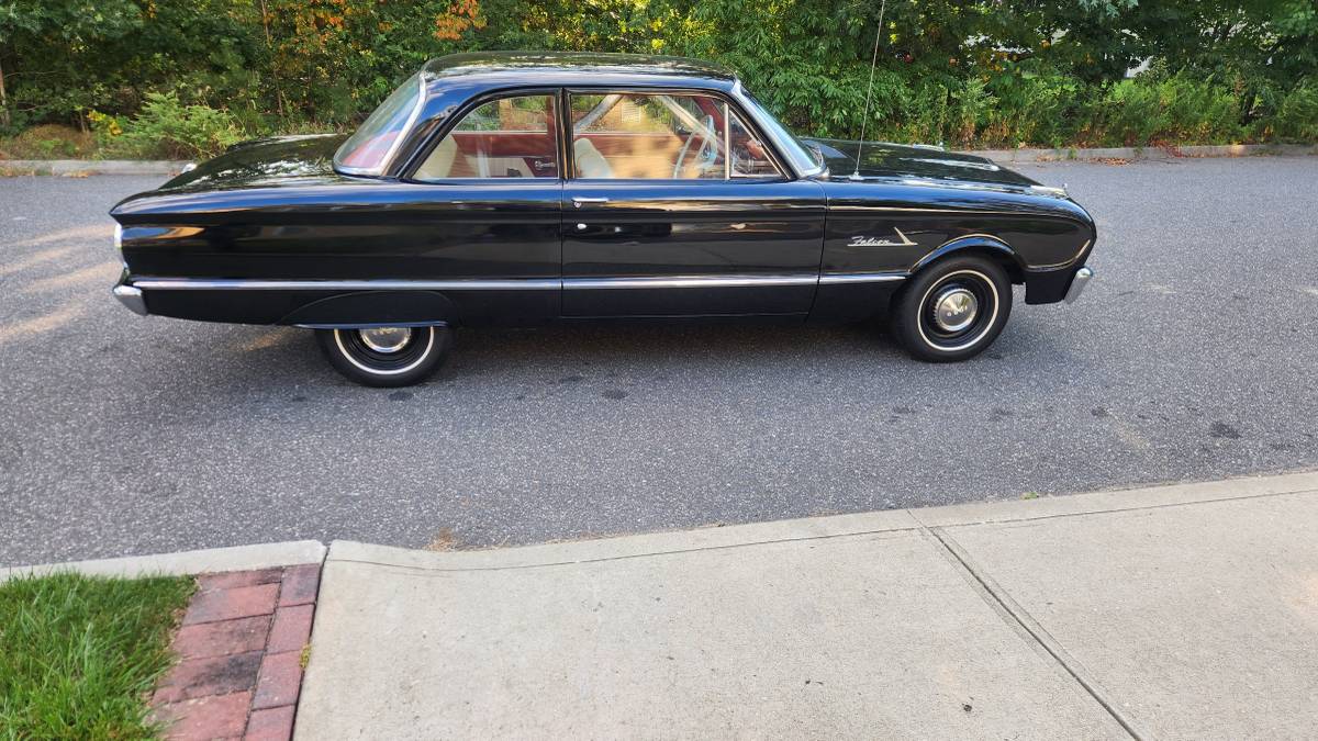 Ford-Falcon-1962-black-119091