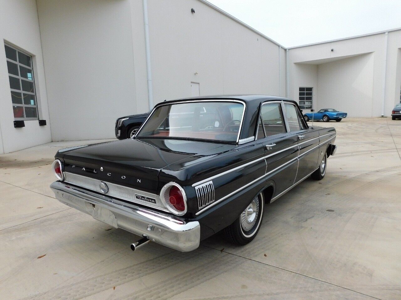 Ford-Falcon-Berline-1964-Black-Red-65370-10