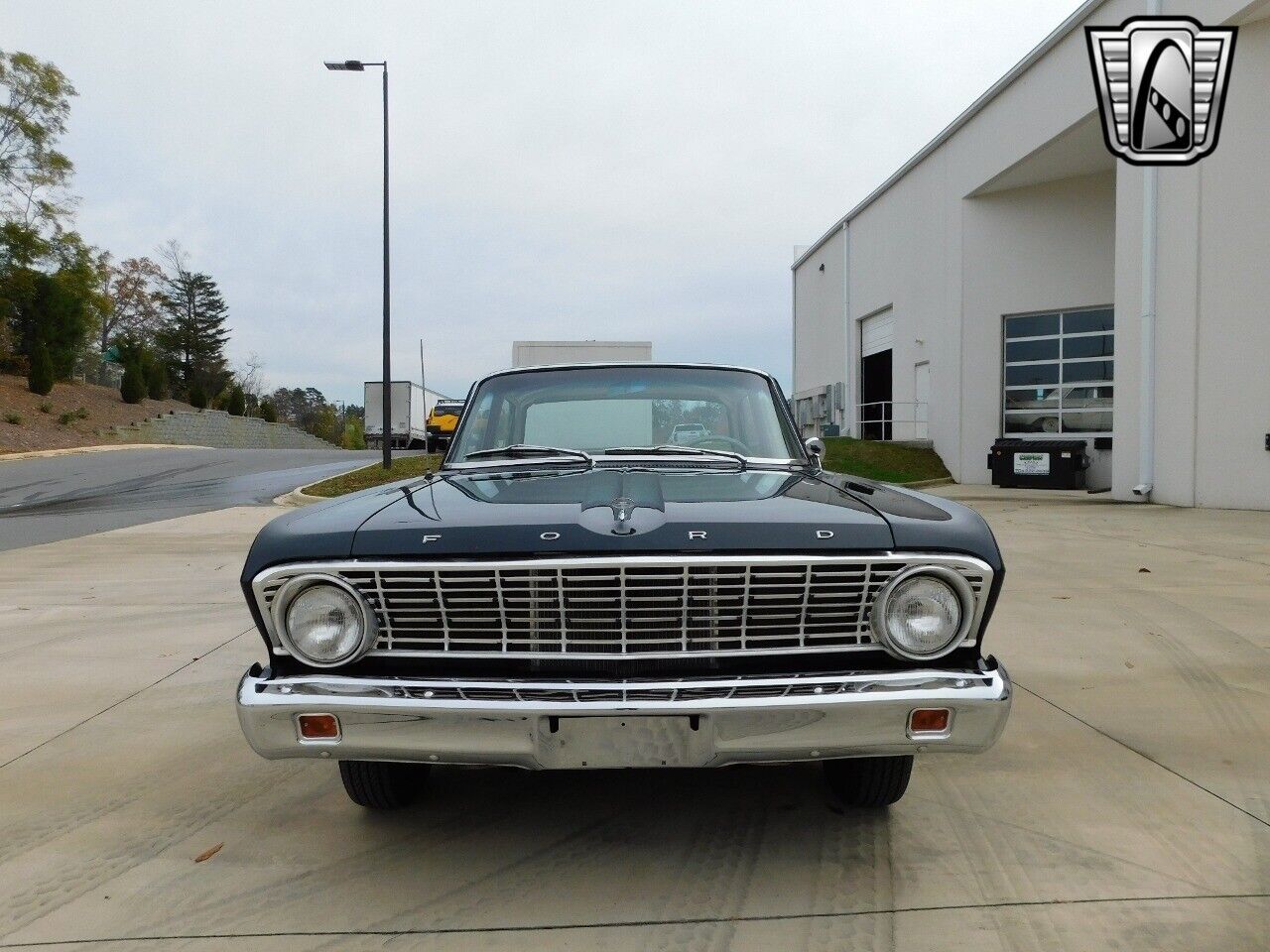 Ford-Falcon-Berline-1964-Black-Red-65370-3