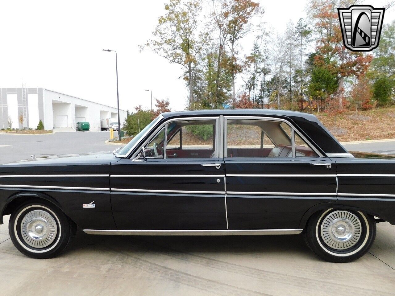 Ford-Falcon-Berline-1964-Black-Red-65370-6