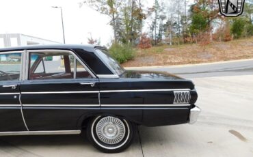 Ford-Falcon-Berline-1964-Black-Red-65370-7