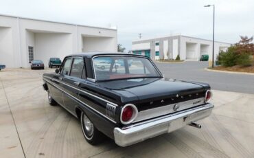 Ford-Falcon-Berline-1964-Black-Red-65370-8