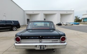 Ford-Falcon-Berline-1964-Black-Red-65370-9