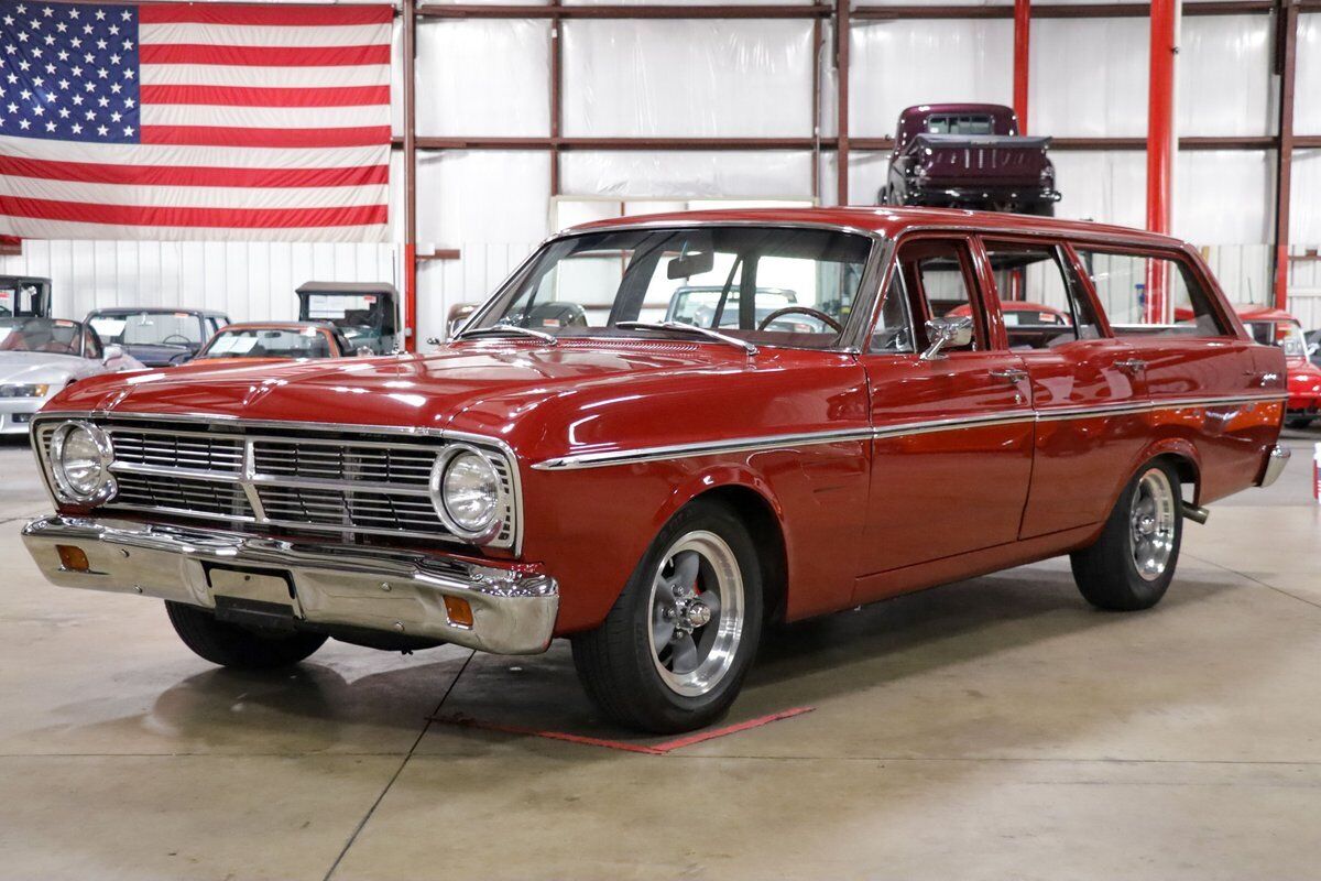 Ford-Falcon-Berline-1967-Red-Red-69506-2