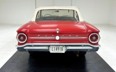 Ford-Falcon-Cabriolet-1963-Red-Black-121245-6