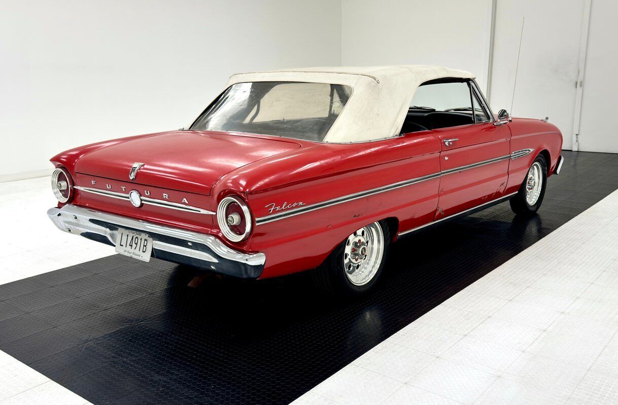 Ford-Falcon-Cabriolet-1963-Red-Black-121245-7