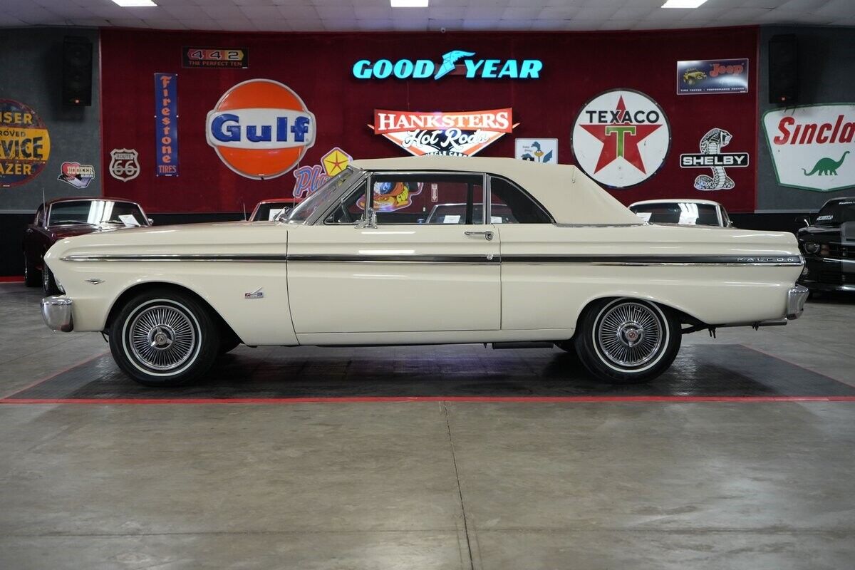 Ford-Falcon-Convertible-Cabriolet-1965-White-Blue-0-27