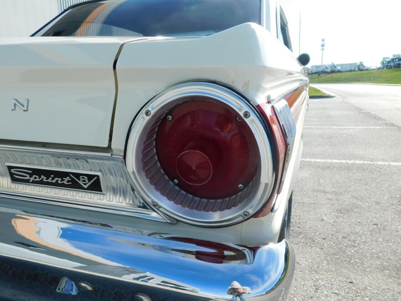 Ford-Falcon-Coupe-1964-White-Black-46129-11