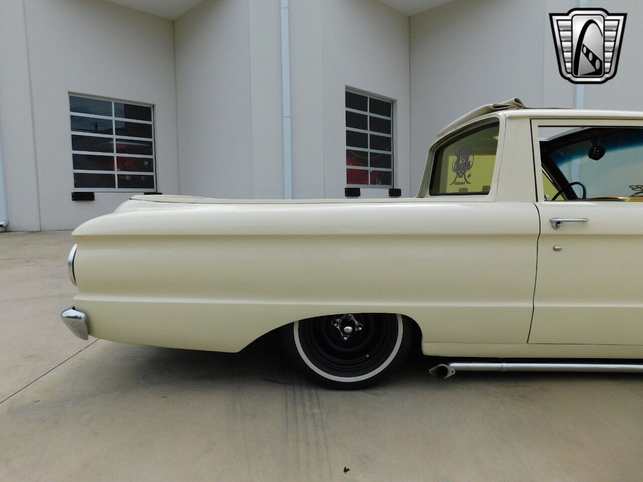 Ford-Falcon-Pickup-1963-White-Brown-68719-11