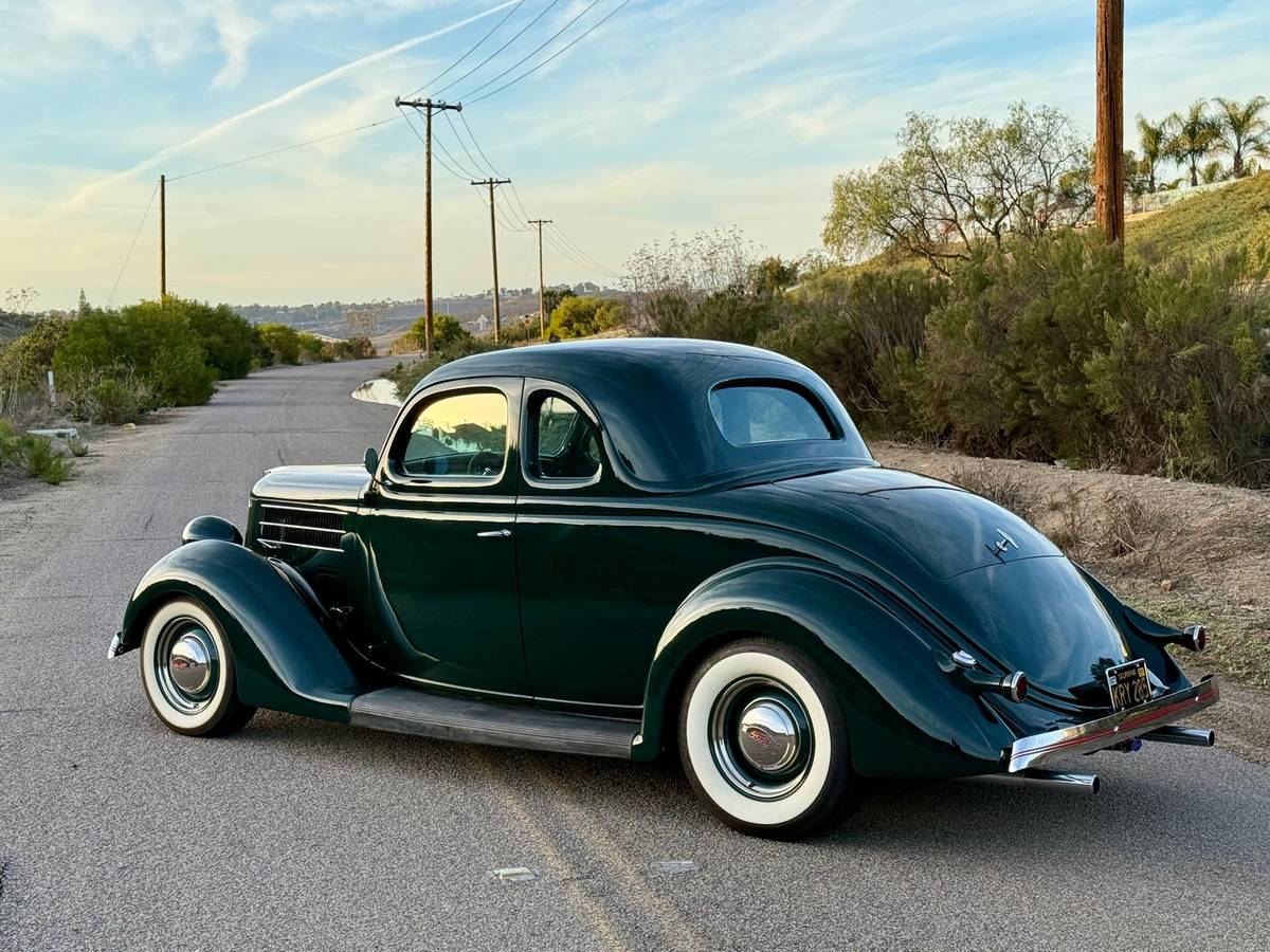 Ford-Five-window-coupe-1936-green-146-2