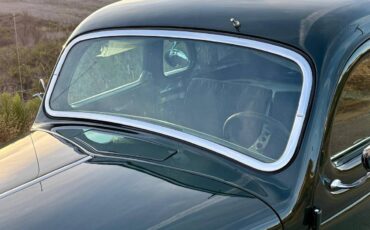 Ford-Five-window-coupe-1936-green-146-6