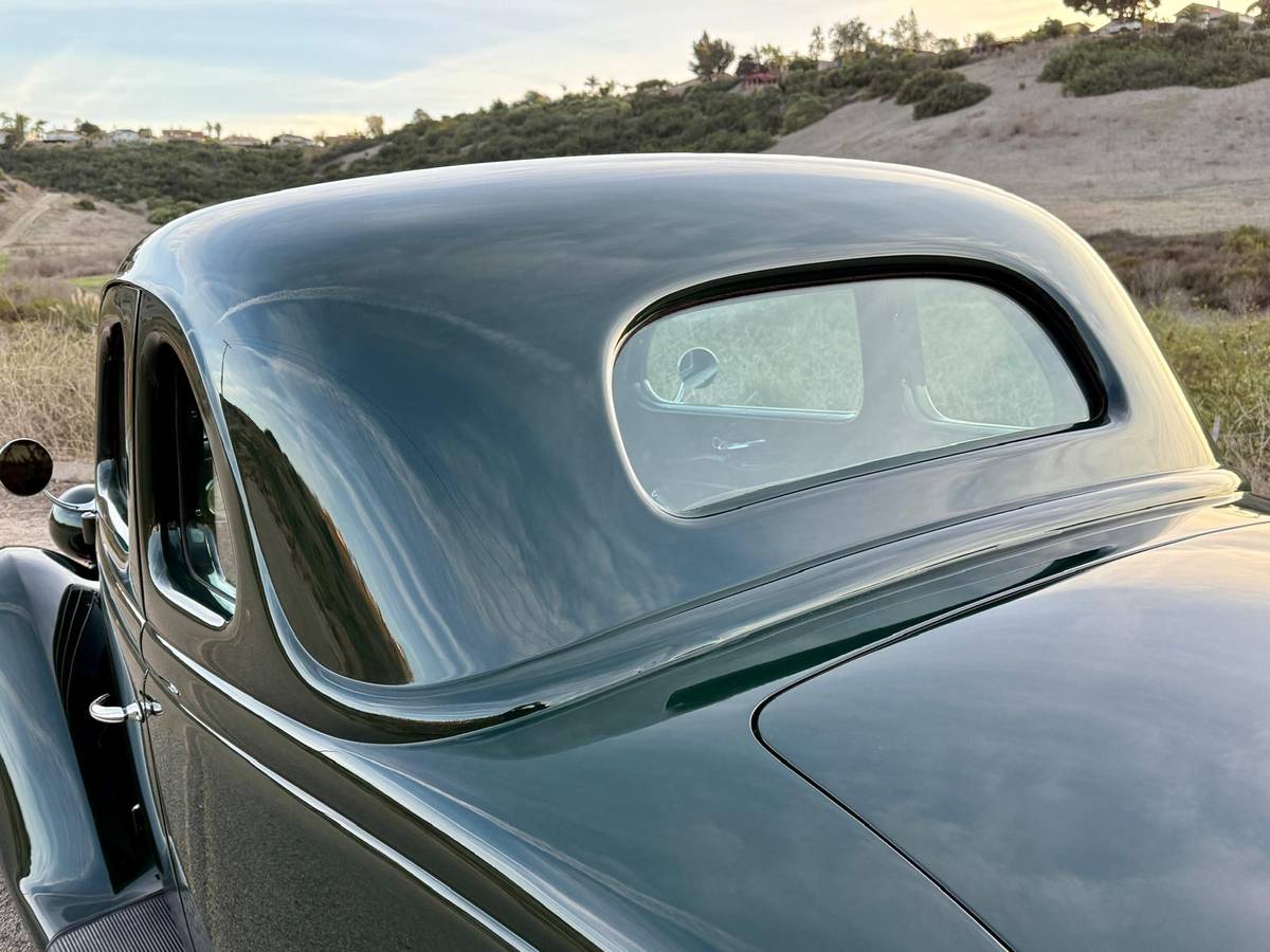 Ford-Five-window-coupe-1936-green-146-7