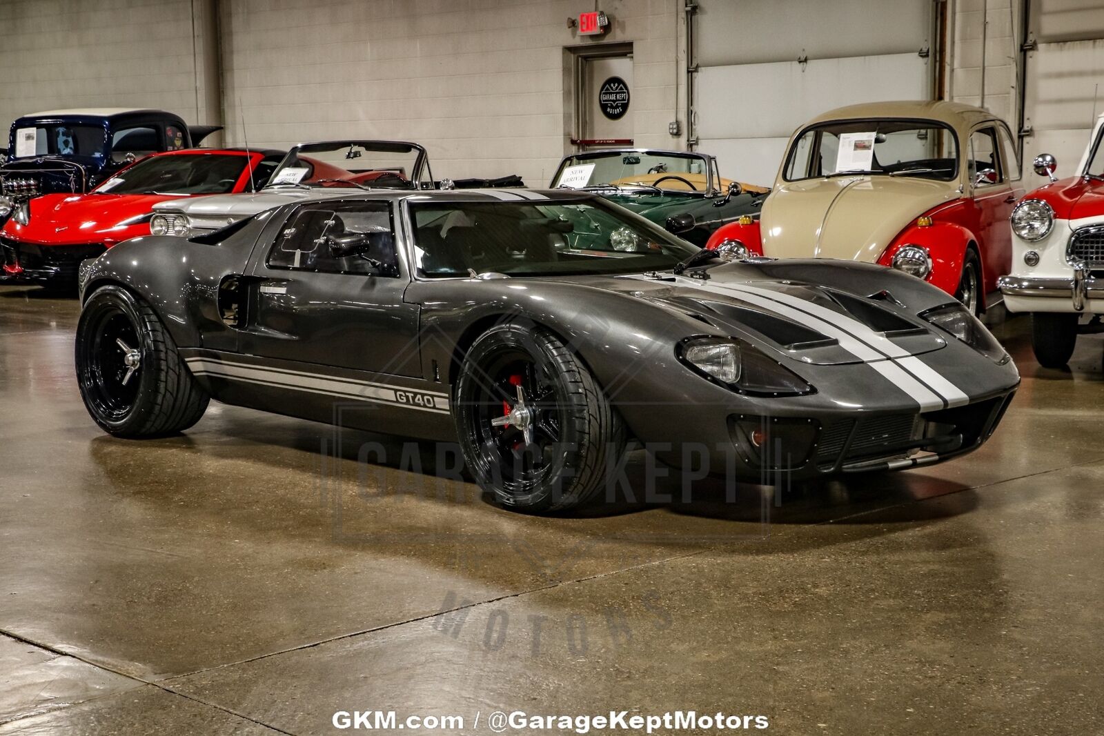 Ford-Ford-GT-Coupe-1968-Gray-Black-18-11