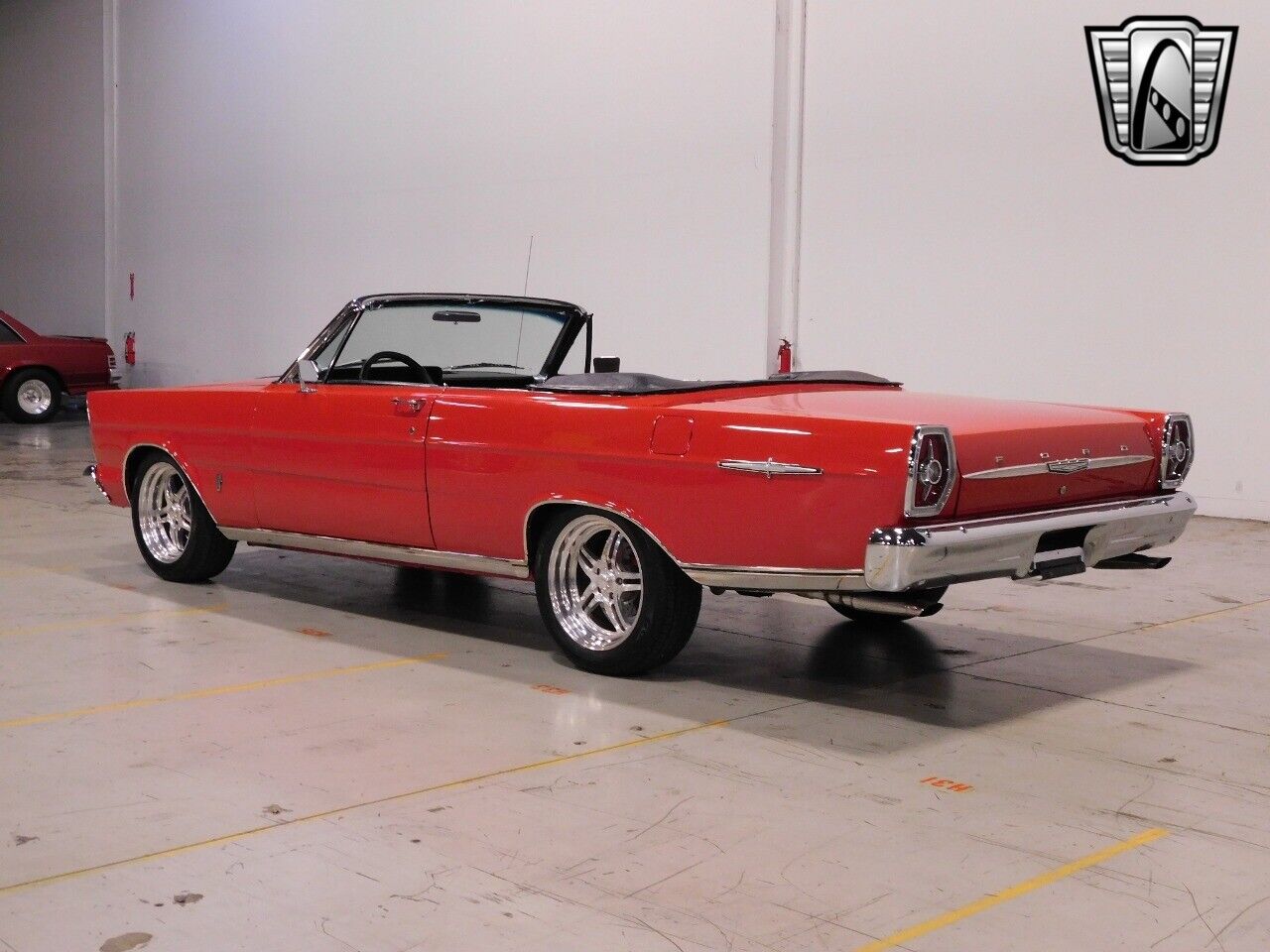 Ford-Galaxie-1965-Red-Black-157894-3