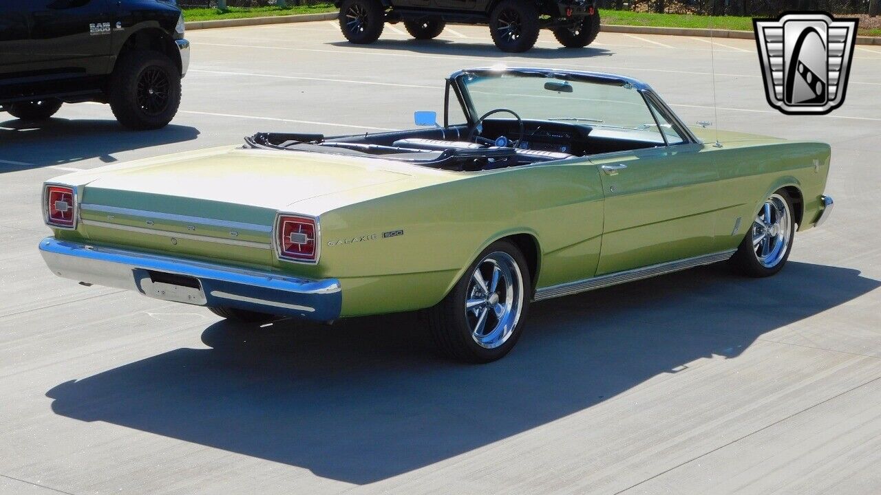 Ford-Galaxie-1966-Green-Black-57172-10