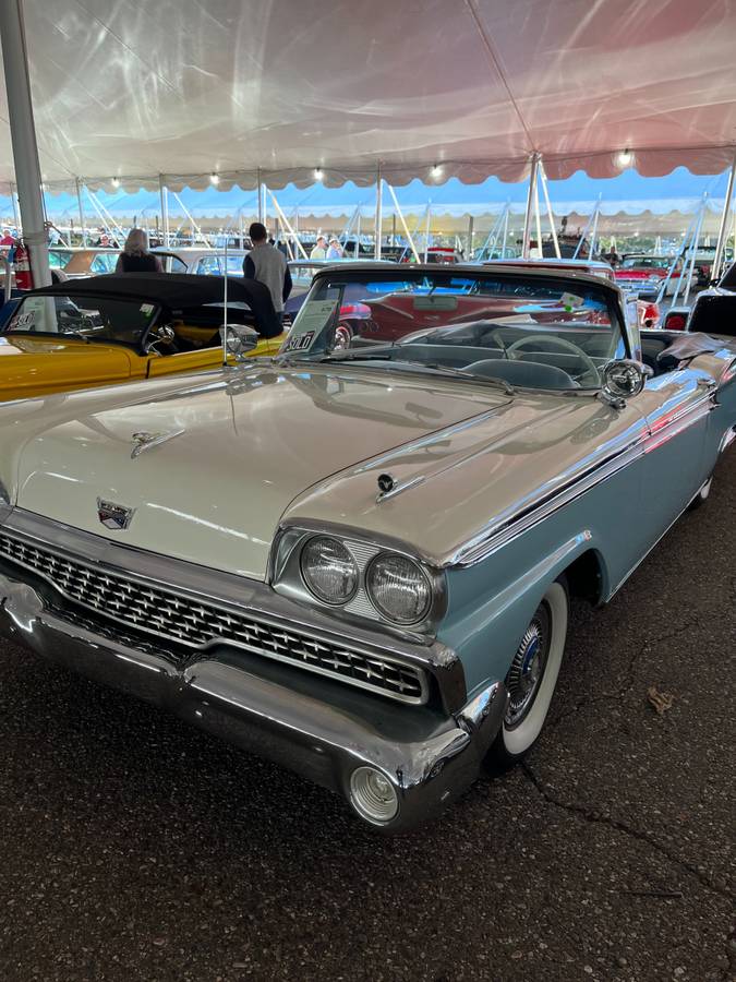 Ford-Galaxie-500-convertible-1959-custom-139047-3