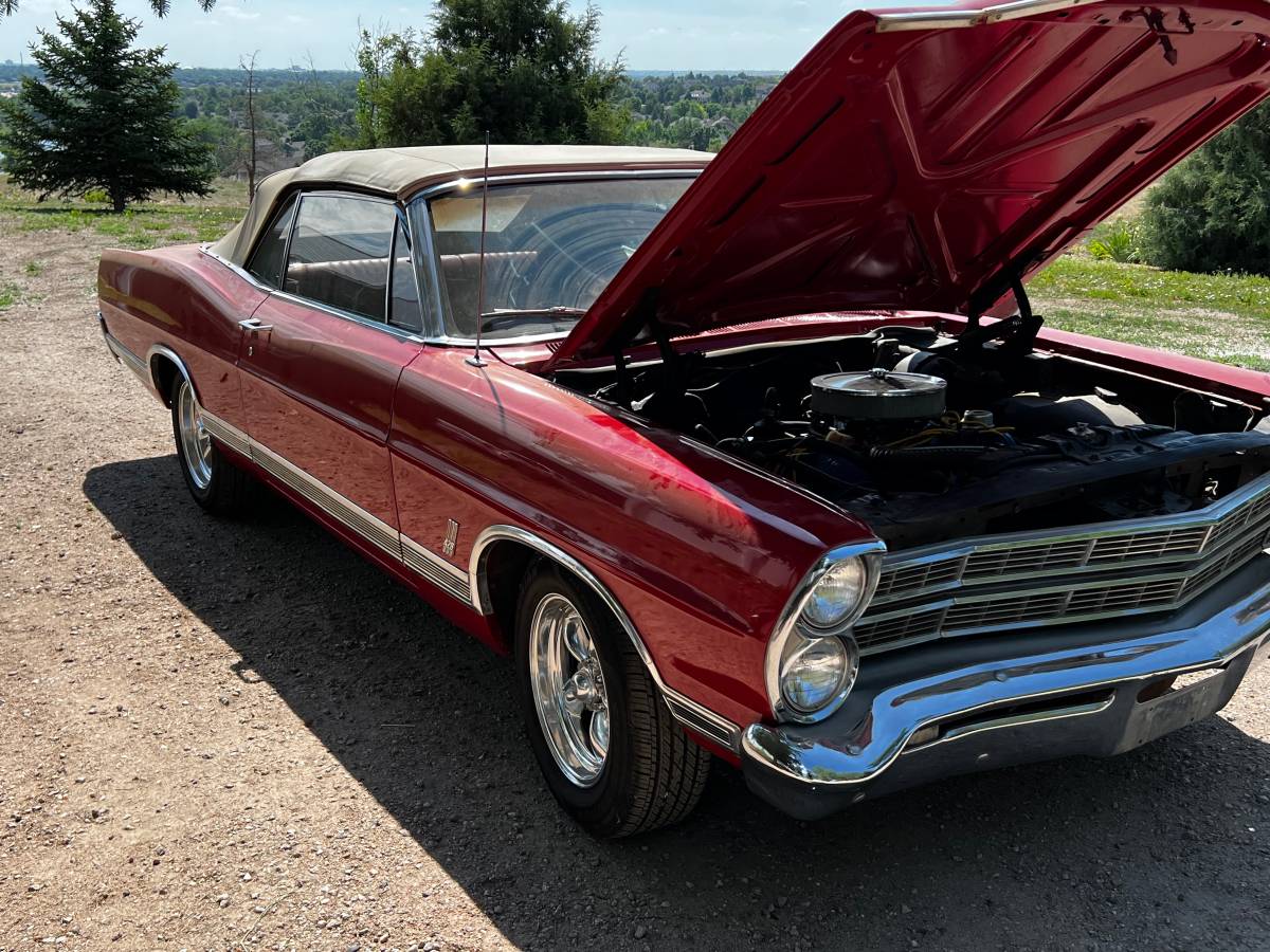 Ford-Galaxie-500-convertible-1967-160934-7