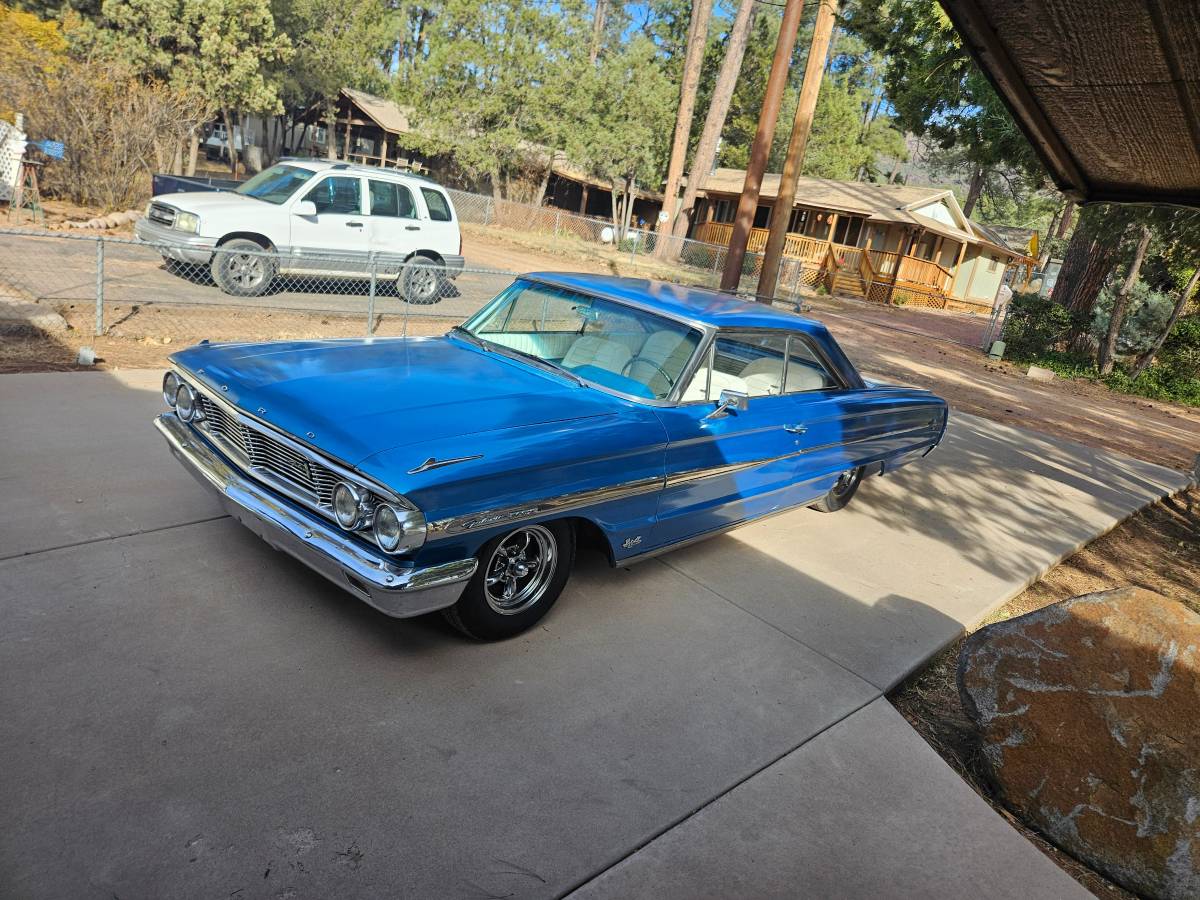 Ford-Galaxie-500-xl-1964-blue-119091-1