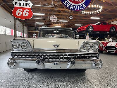 Ford-Galaxie-Cabriolet-1959-White-Blue-125584-1