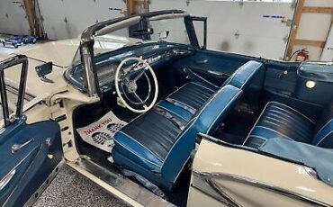 Ford-Galaxie-Cabriolet-1959-White-Blue-125584-31