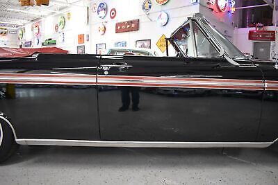 Ford-Galaxie-Cabriolet-1962-Black-Red-24897-8