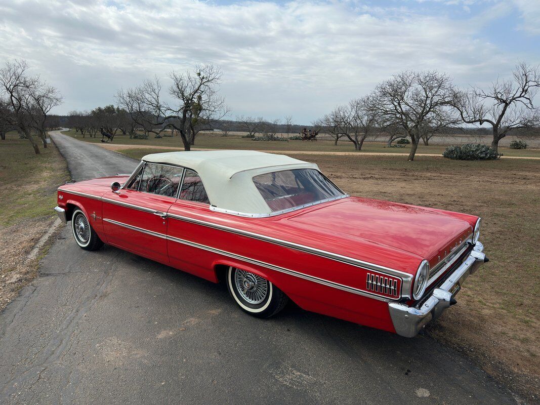 Ford-Galaxie-Cabriolet-1963-Red-Red-104813-11