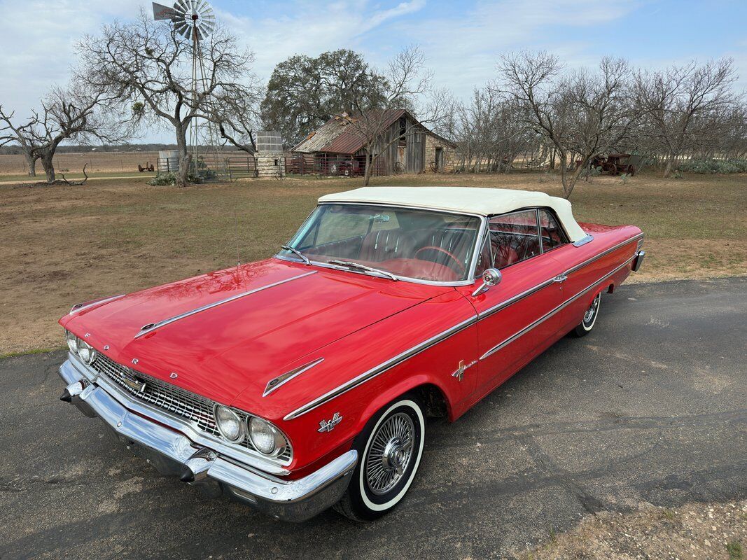 Ford-Galaxie-Cabriolet-1963-Red-Red-104813-3