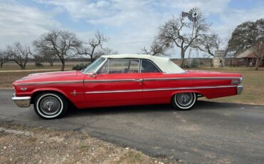 Ford-Galaxie-Cabriolet-1963-Red-Red-104813-5